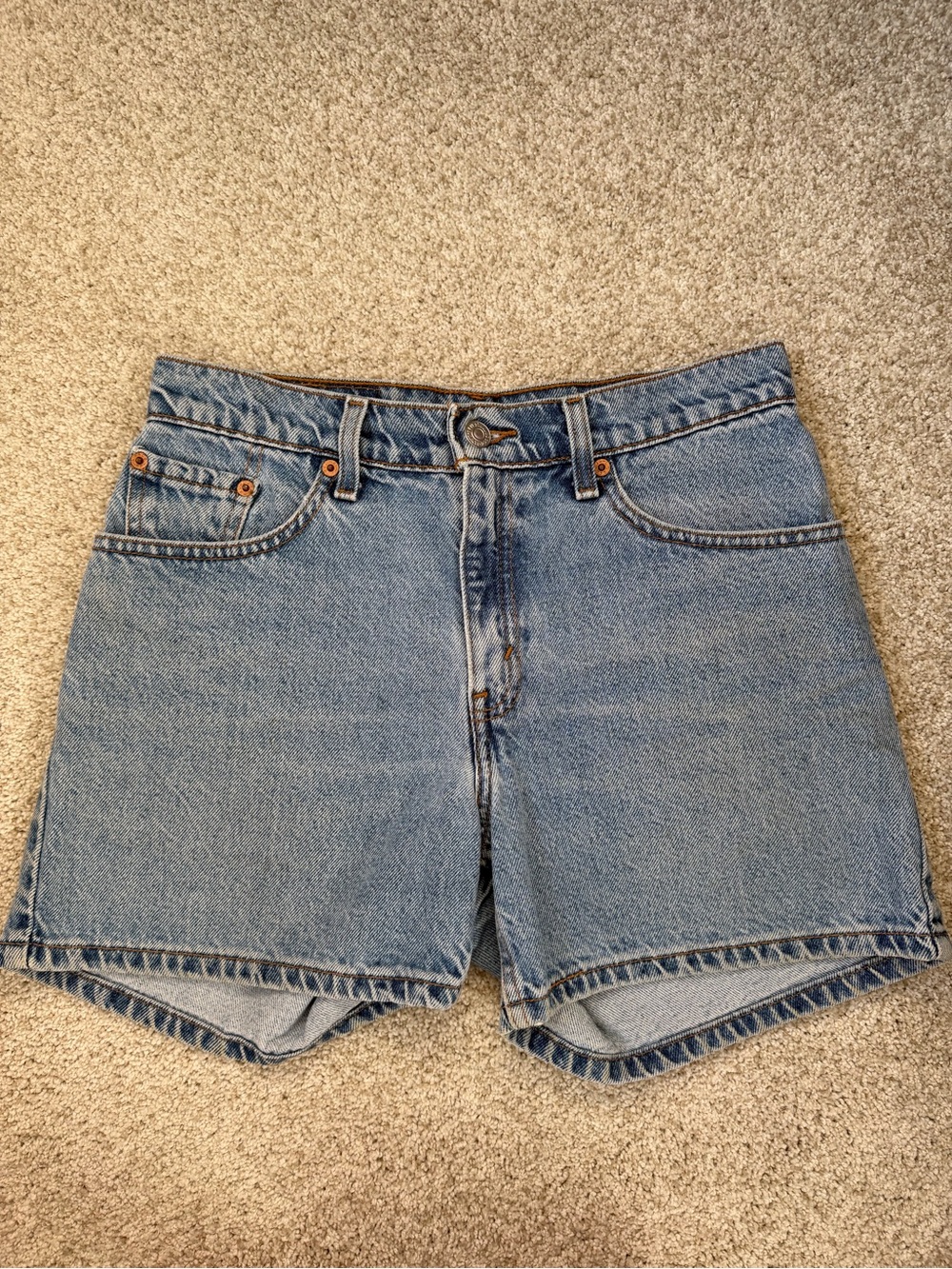 Vintage 90s Levi’s High Waisted Blue Denim Shorts Tagged 7 Jr Fits 27 Waist